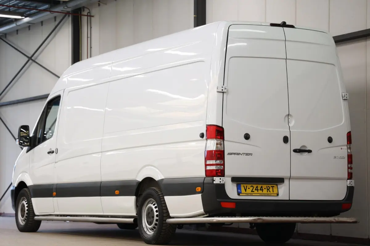 311 2.2 CDI AUTOMAAT L3H2 POST NL EURO 6