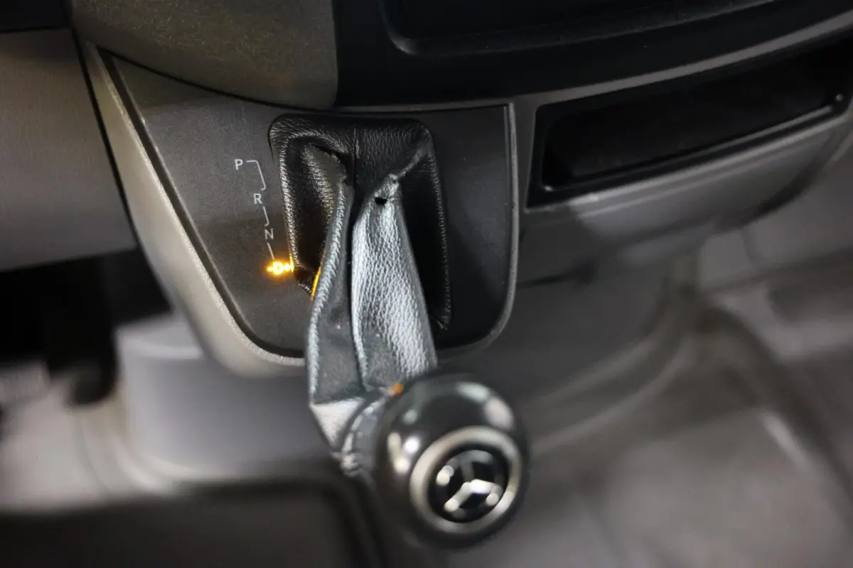 311 2.2 CDI AUTOMAAT L3H2 POST NL EURO 6