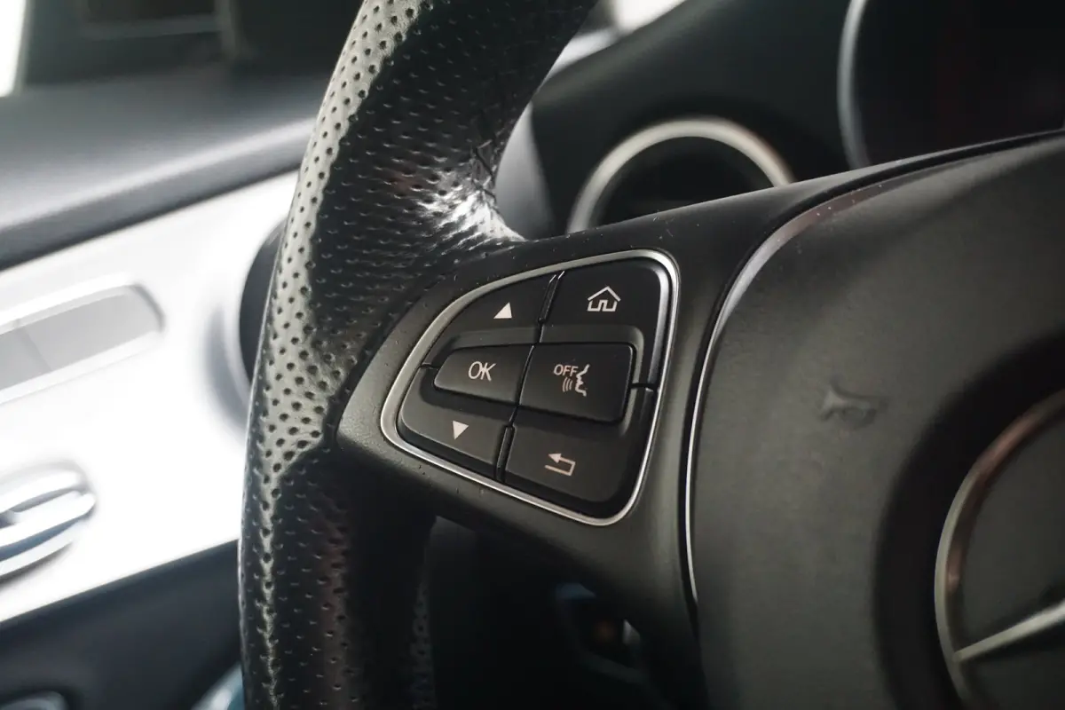 250 Prestige | Airco (automatisch) | Cruise control | Electronic climate controle