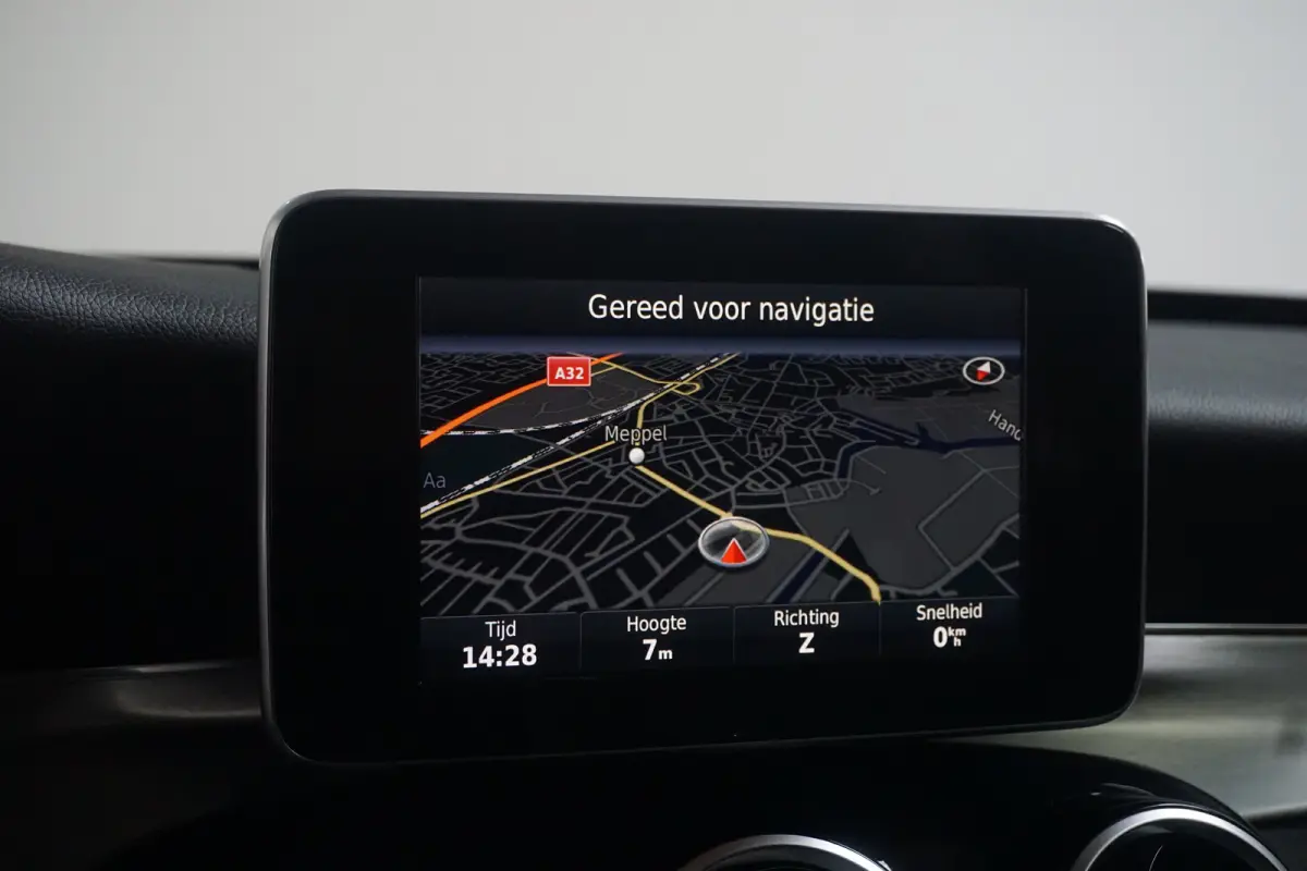 250 Prestige | Airco (automatisch) | Cruise control | Electronic climate controle