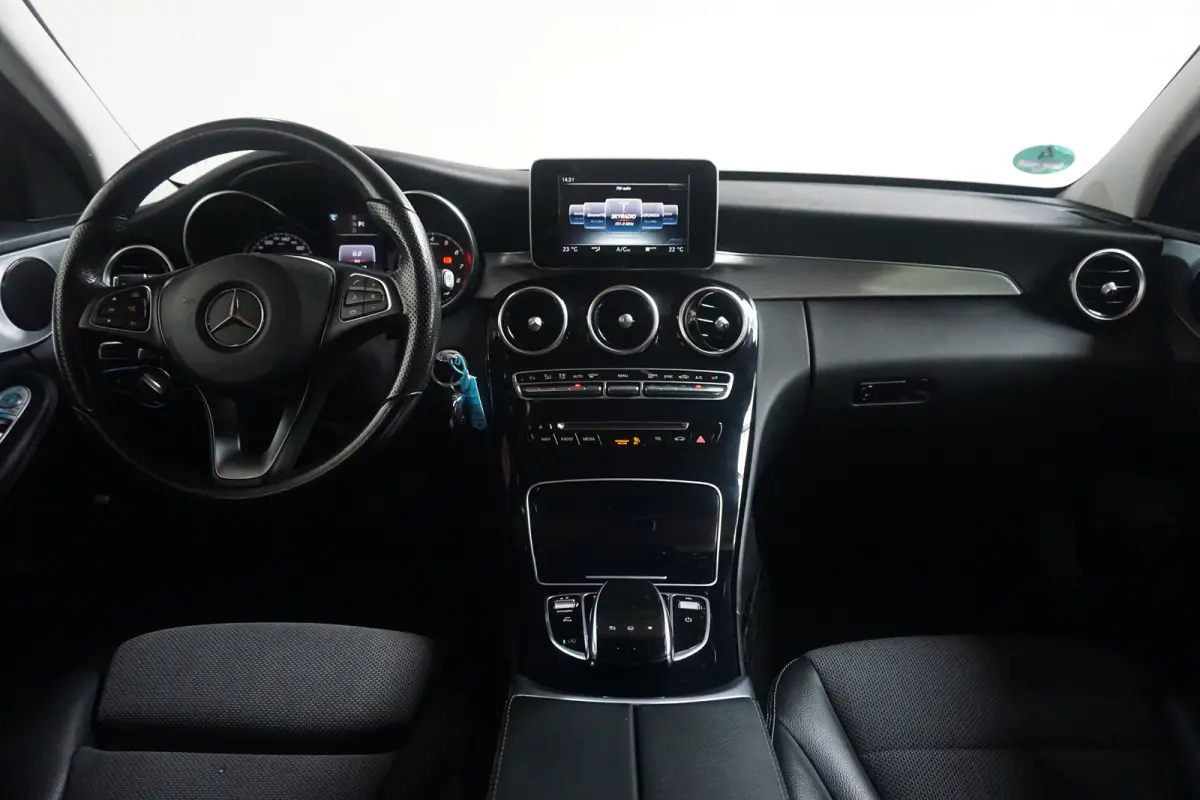250 Prestige | Airco (automatisch) | Cruise control | Electronic climate controle