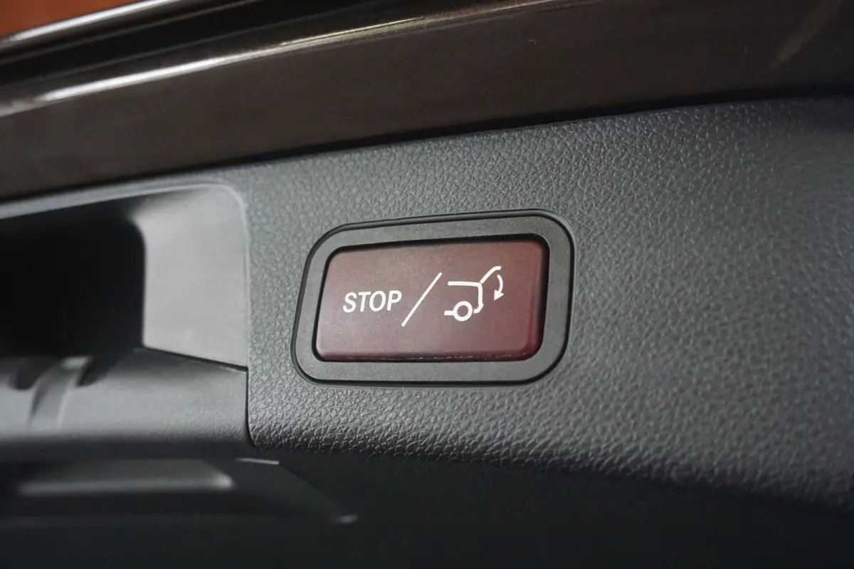 250 Prestige | Airco (automatisch) | Cruise control | Electronic climate controle