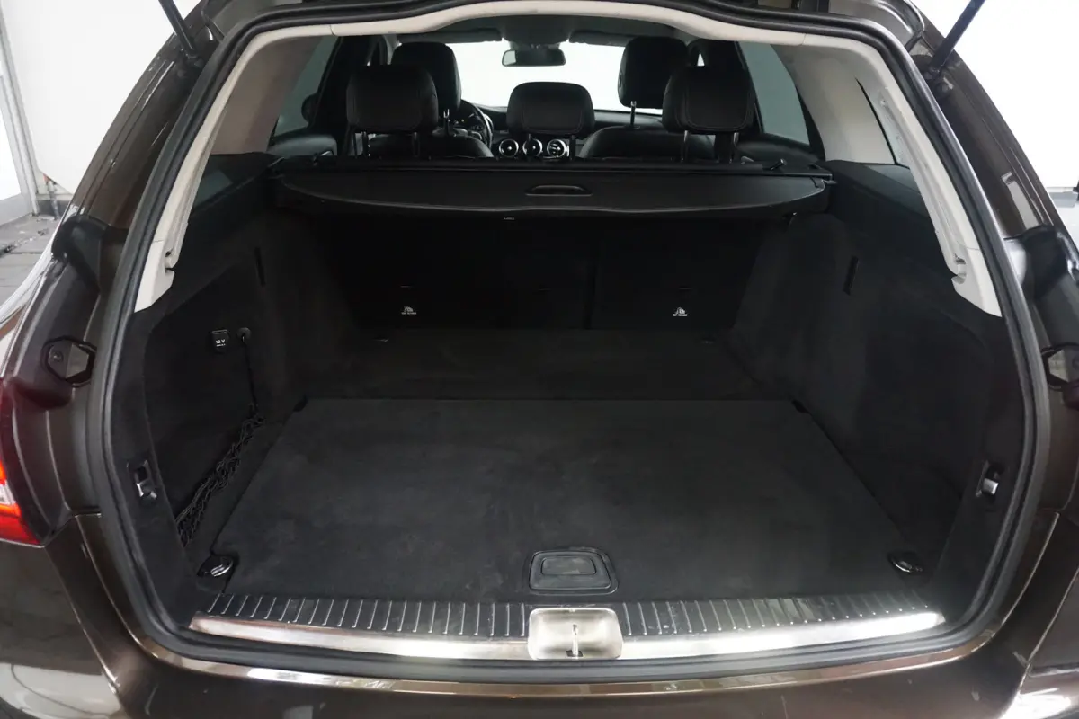 250 Prestige | Airco (automatisch) | Cruise control | Electronic climate controle