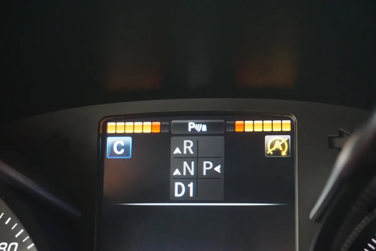 250 Prestige | Airco (automatisch) | Cruise control | Electronic climate controle