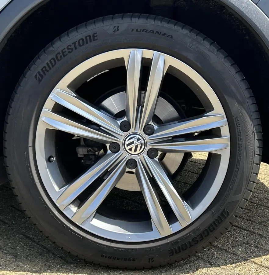 1.4 TSI ACT R-Line Business R 150PK | 2e Eigenaar | DEALERONDERHOUDEN | NL AUTO | PANO | Virtual | Ergo Stoelen | Stoelverwarming | DAB+ | Adaptive Cruise Control | Parkeersensoren Voor en A