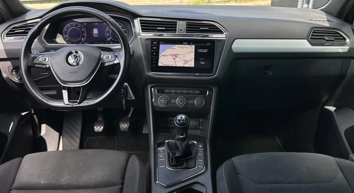 1.4 TSI ACT R-Line Business R 150PK | 2e Eigenaar | DEALERONDERHOUDEN | NL AUTO | PANO | Virtual | Ergo Stoelen | Stoelverwarming | DAB+ | Adaptive Cruise Control | Parkeersensoren Voor en A