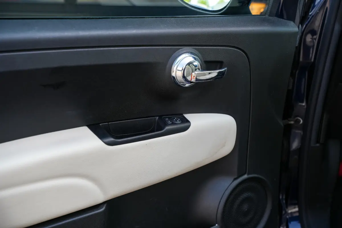 0.9 TwinAir T Riva Schuifdak Leer Navigatie Cruise Control PDC