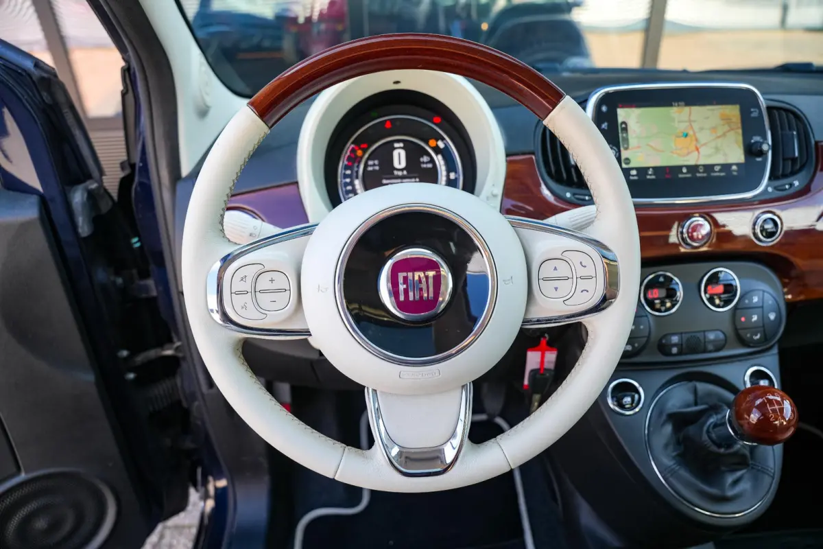0.9 TwinAir T Riva Schuifdak Leer Navigatie Cruise Control PDC