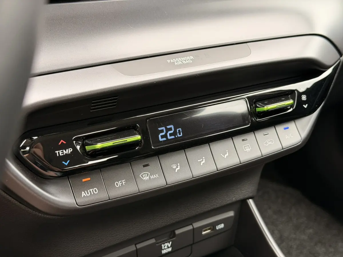 1.0 T-GDI LED BOSE Trekh. Camera CarPlay 17' Navi Clima Cruise