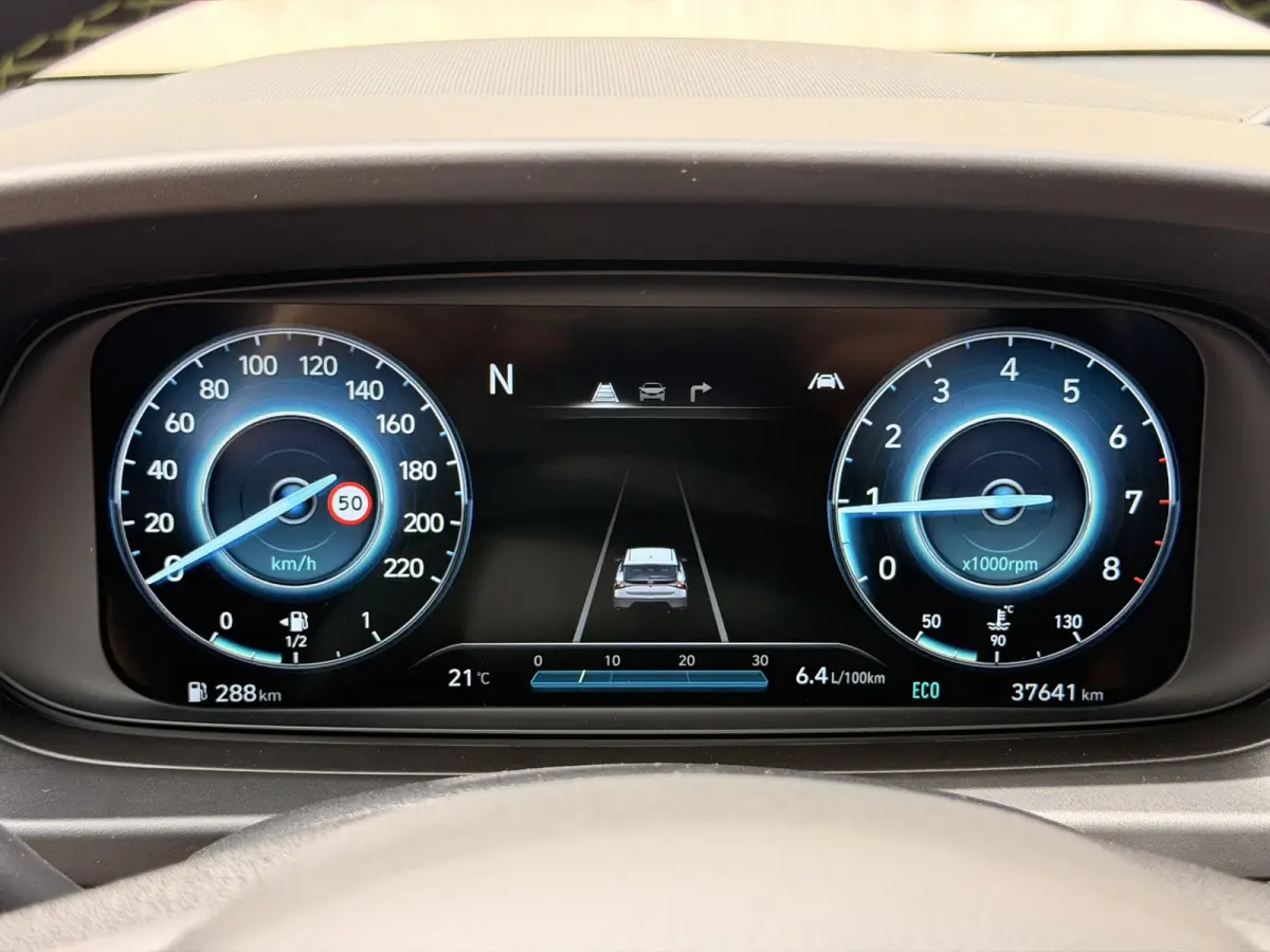 1.0 T-GDI LED BOSE Trekh. Camera CarPlay 17' Navi Clima Cruise