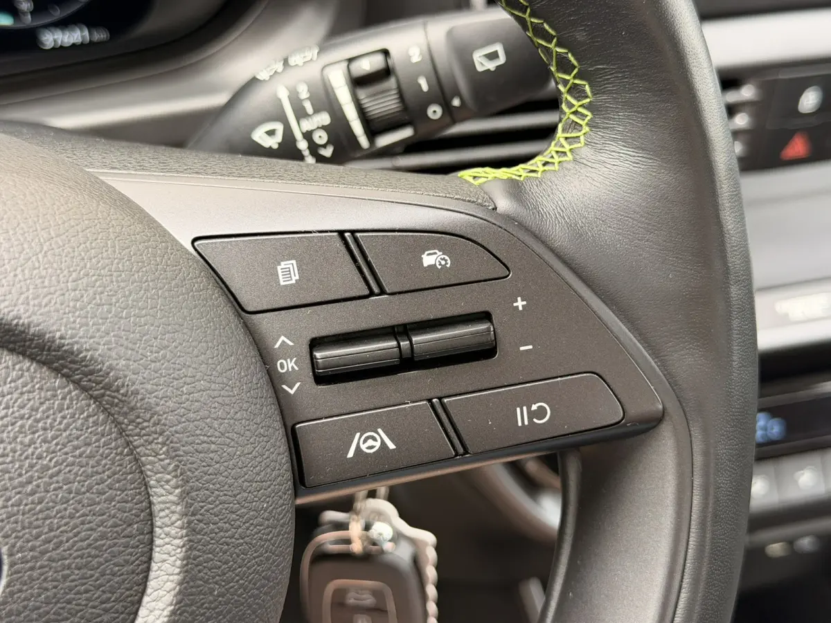 1.0 T-GDI LED BOSE Trekh. Camera CarPlay 17' Navi Clima Cruise