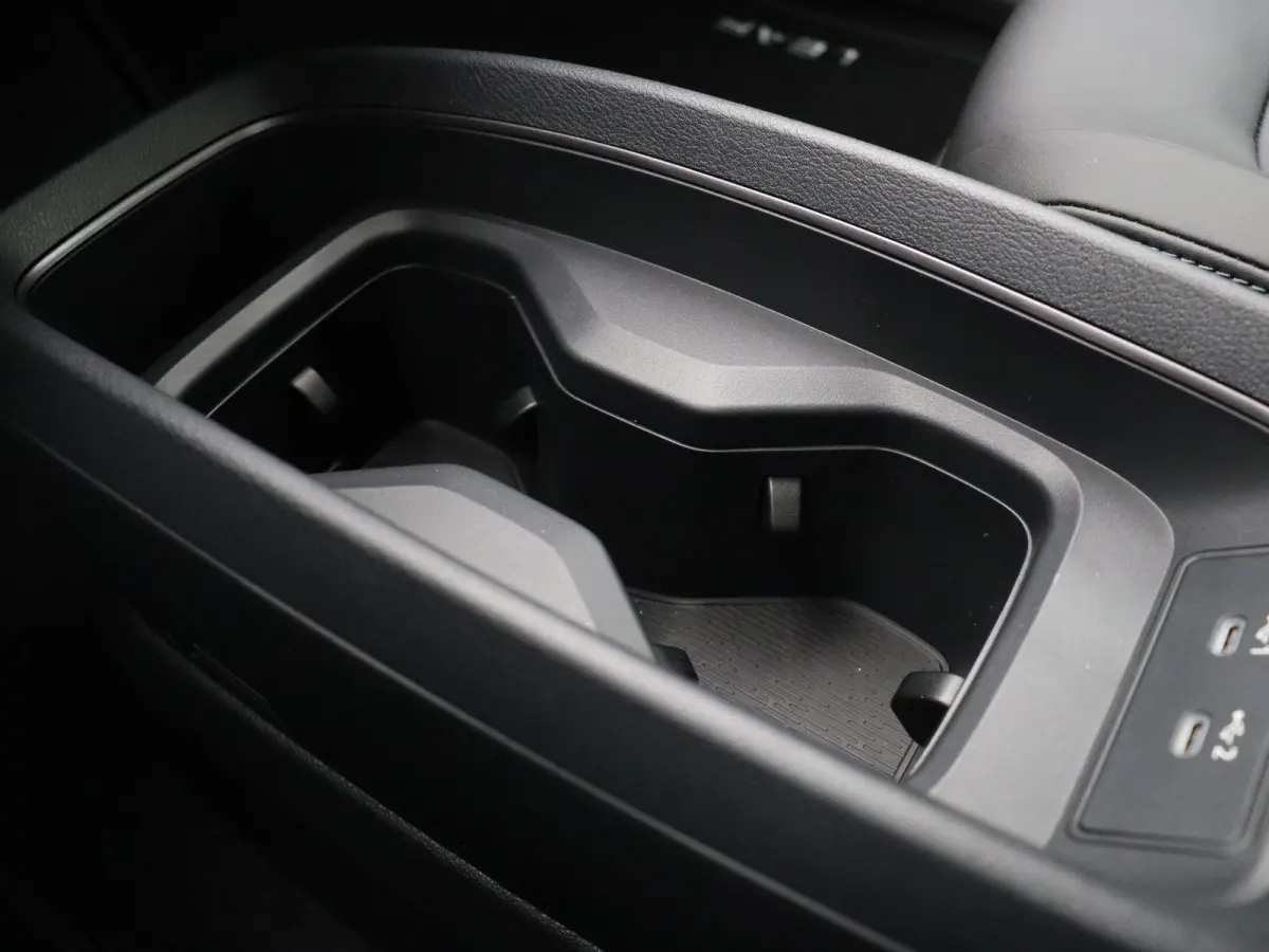 Evolve 52 kWh | Panoramadak | 445km WLTP | Bose Audio | Head-Up Display | Elektrische Achterklep |
