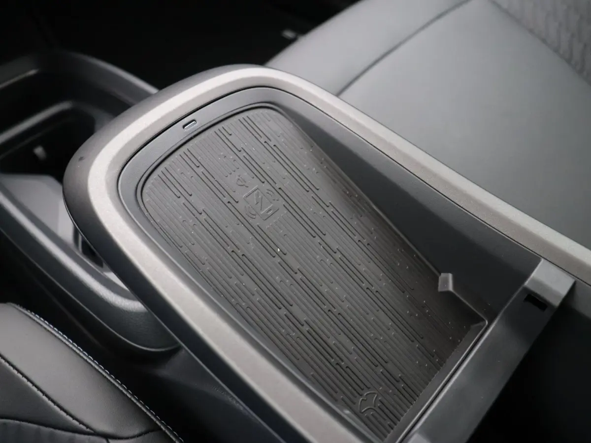 Evolve 52 kWh | Panoramadak | 445km WLTP | Bose Audio | Head-Up Display | Elektrische Achterklep |