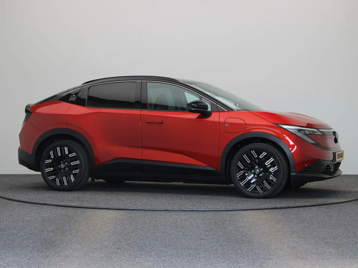 Evolve 52 kWh | Panoramadak | 445km WLTP | Bose Audio | Head-Up Display | Elektrische Achterklep |