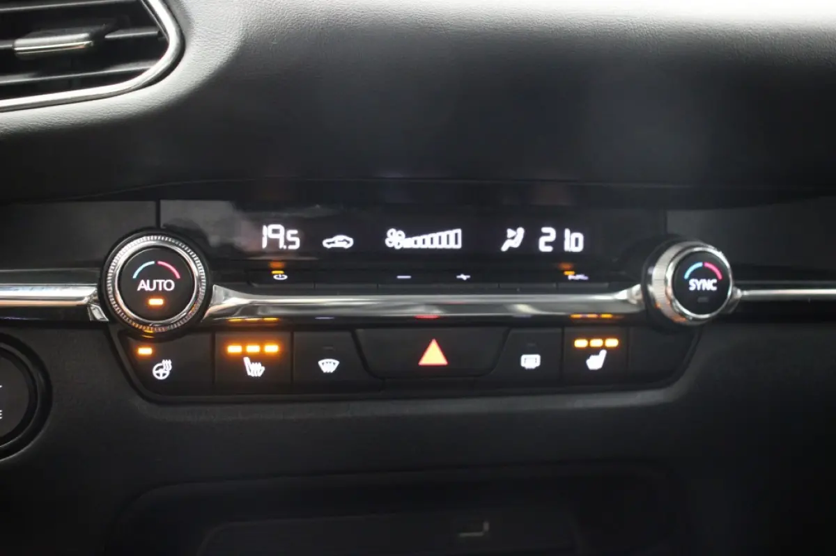 2.0 e-SkyActiv-G M Hybrid Comfort - Carplay, Camera, Stoelverw. Trekhaak