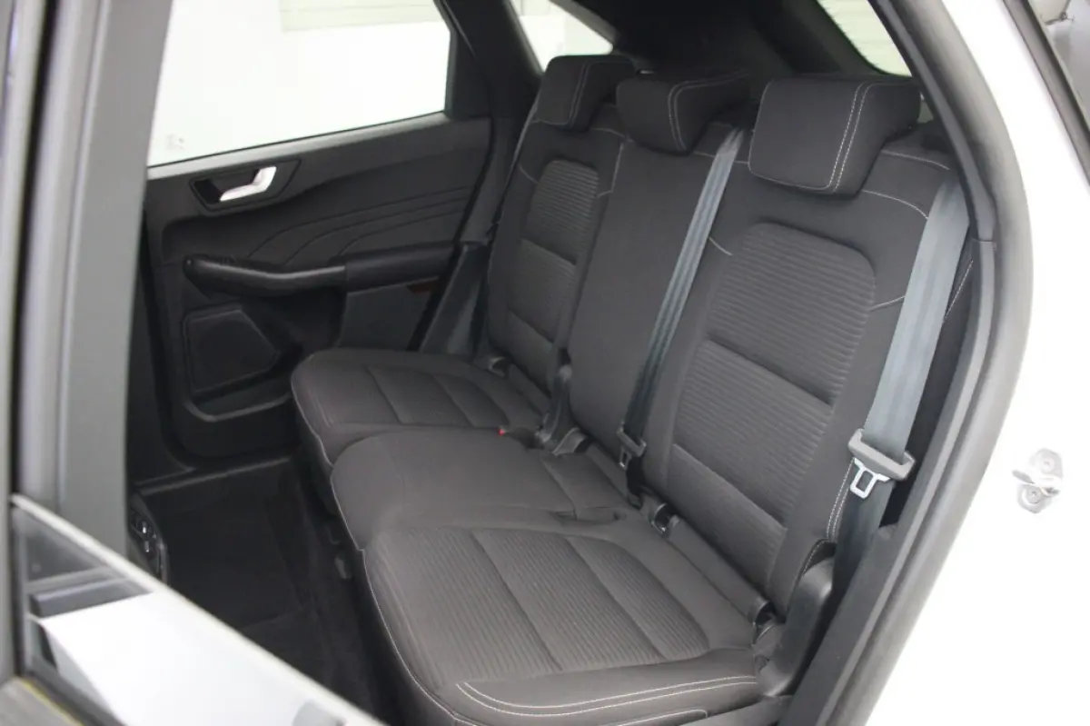 2.5 PHEV Titanium - Digitaal Cockpit, Carplay, Camera, Stoelverw. Trekhaak