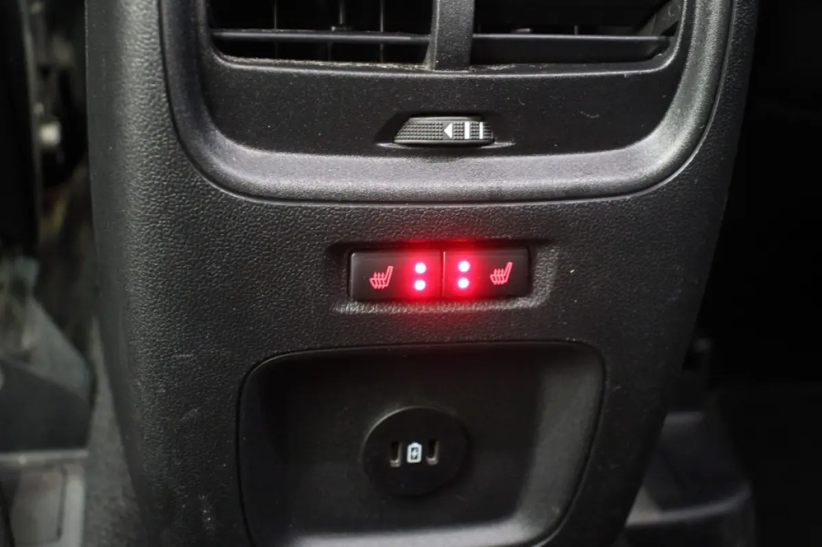 2.5 PHEV Titanium - Digitaal Cockpit, Carplay, Camera, Stoelverw. Trekhaak