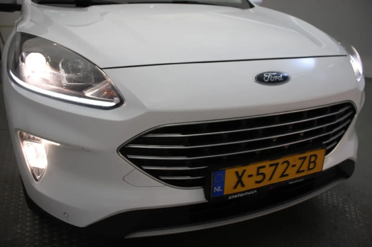 2.5 PHEV Titanium - Digitaal Cockpit, Carplay, Camera, Stoelverw. Trekhaak