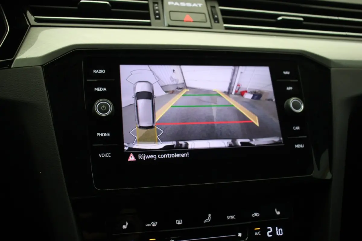 2.0 TDI Business Automaat - Digitaal Cockpit, Carplay, Stoelverw.