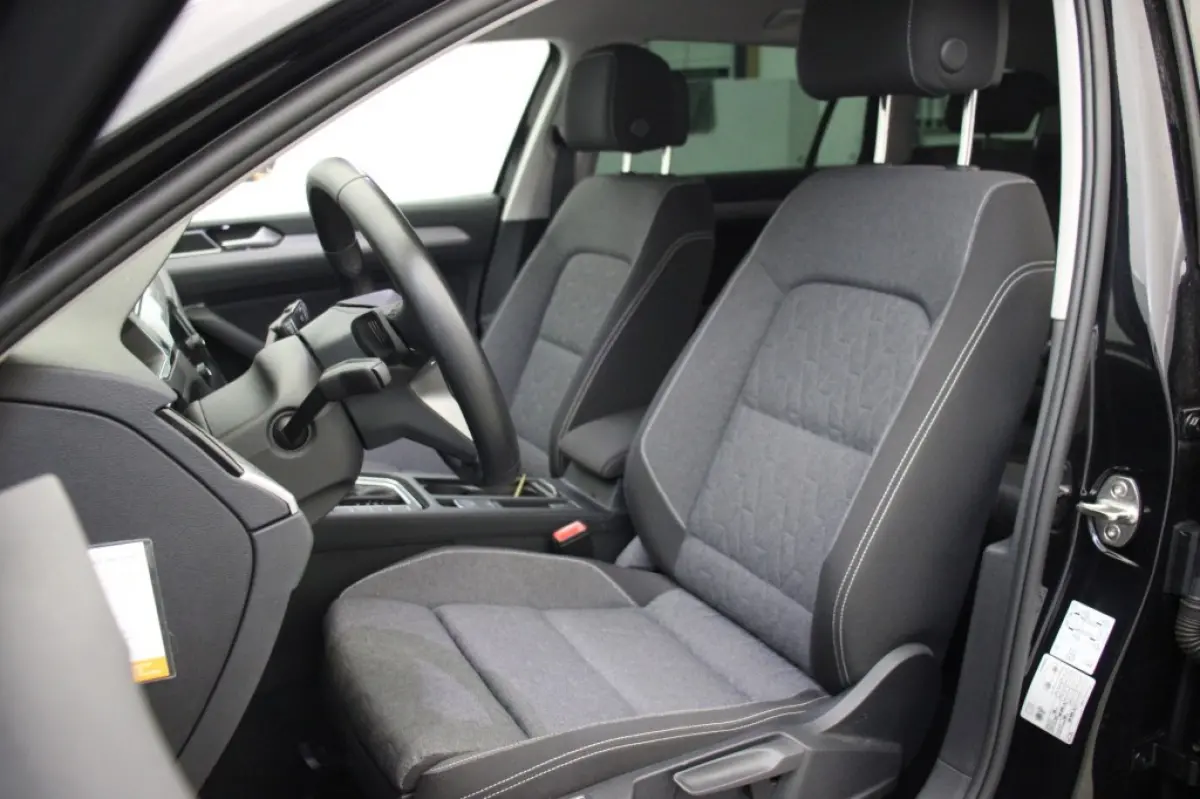 2.0 TDI Business Automaat - Digitaal Cockpit, Carplay, Stoelverw.