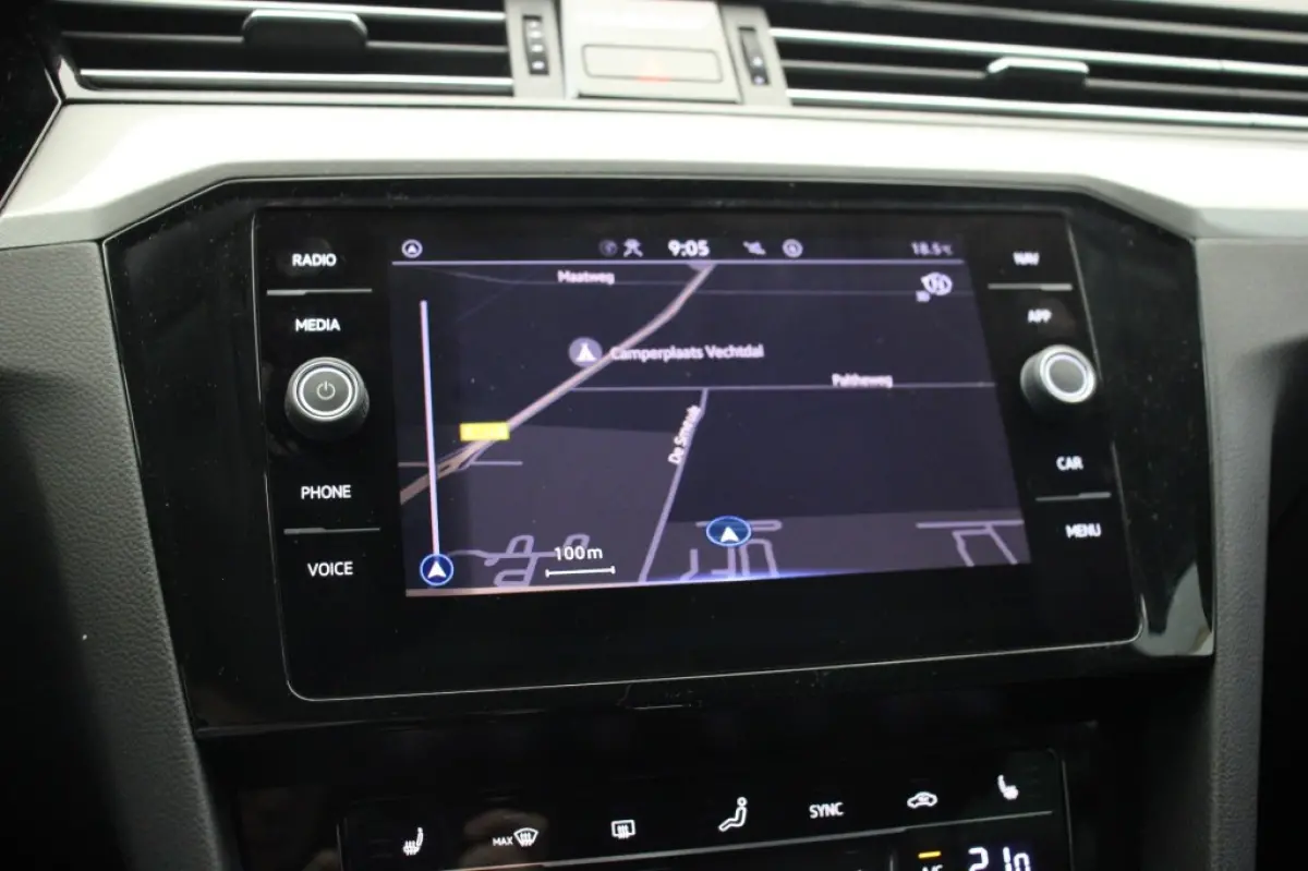 2.0 TDI Business Automaat - Digitaal Cockpit, Carplay, Stoelverw.