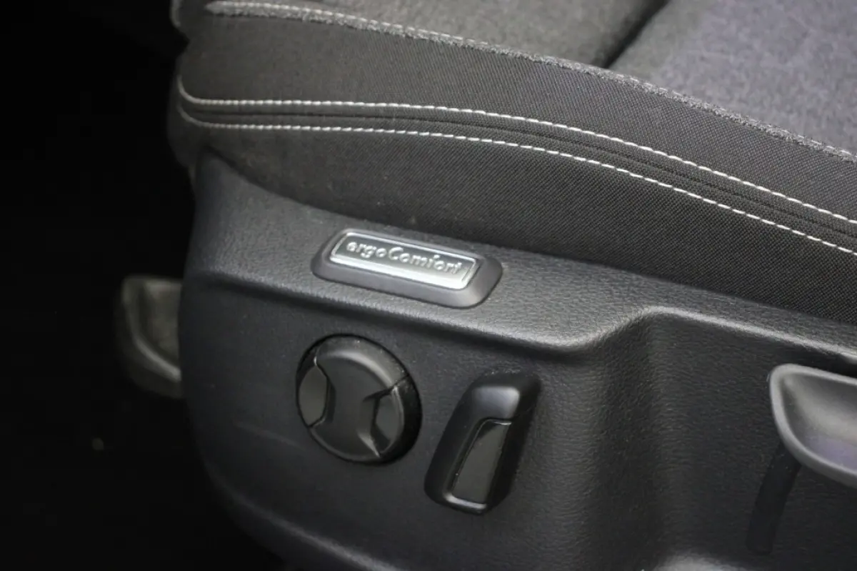 2.0 TDI Business Automaat - Digitaal Cockpit, Carplay, Stoelverw.