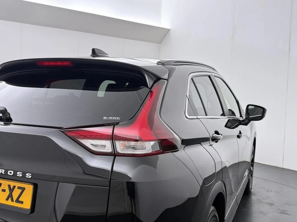 2.4 PHEV Instyle | Panoramadak | Adapt. Cruise |