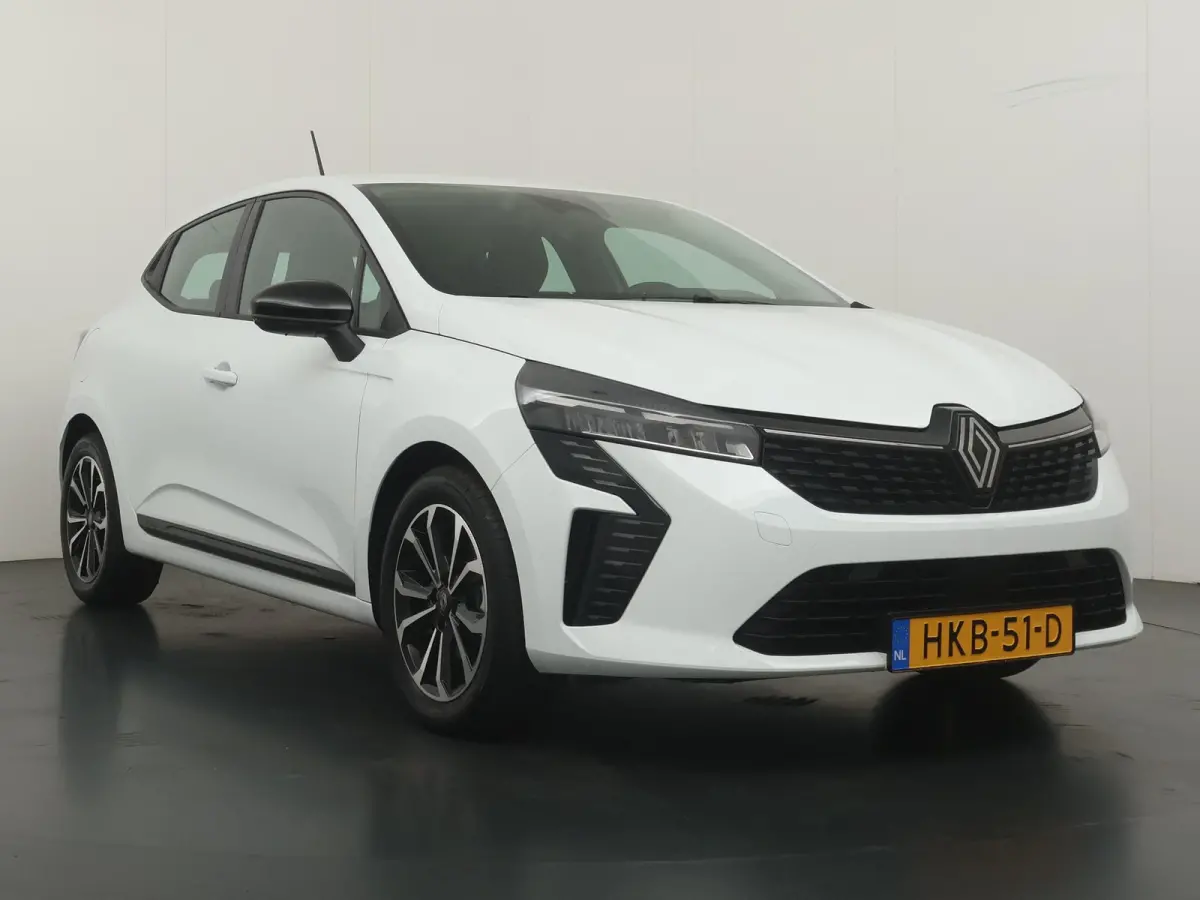 evolution full hybrid E-Tech 145 | SoH 96% | Parkeercamera | Navigatie |