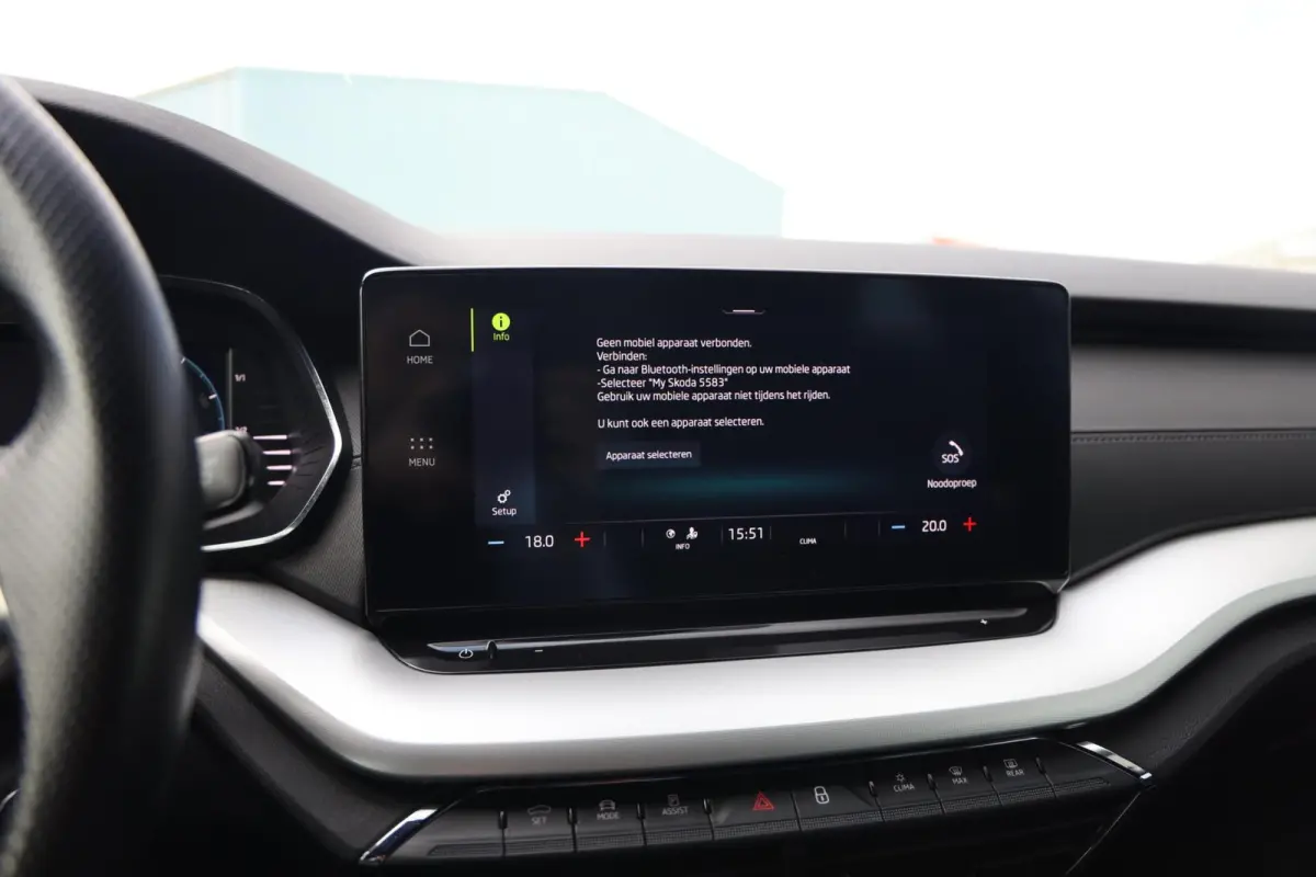 1.0 e-TSI Sport Business|Navi|Apple carplay/Android auto|Clima|LED|Sportstoelen|