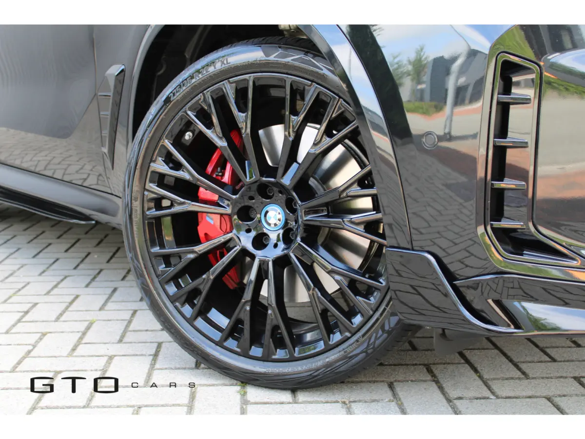 xDrive50e M Performance/Individual Leder/22''/M Sport/Harman Kardon/Massage/ Surround Camera/HUD/Trekhaak/ BTW