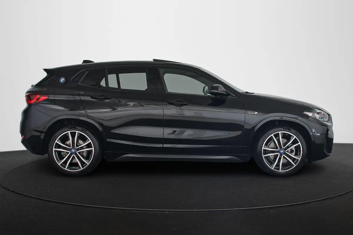 xDrive25e M Sport Panoramadak Head-Up Harman Kardon Elektrische Stoelen