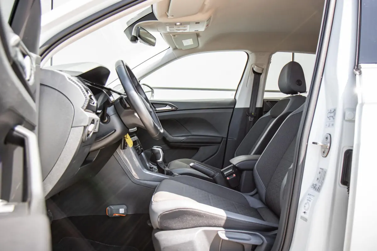1.0 TSI 110pk DSG Style | Stoelverwarming | Navigatie | Grootlichtassistent | Adaptive Cruise Control | 17'' Velgen