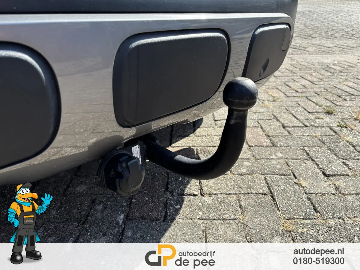 1.2 PureTech Feel GARANTIE/TREKHAAK/CRUISE/CLIMA/CARPLAY/PARKEERSENSOREN rijklaarprijs!