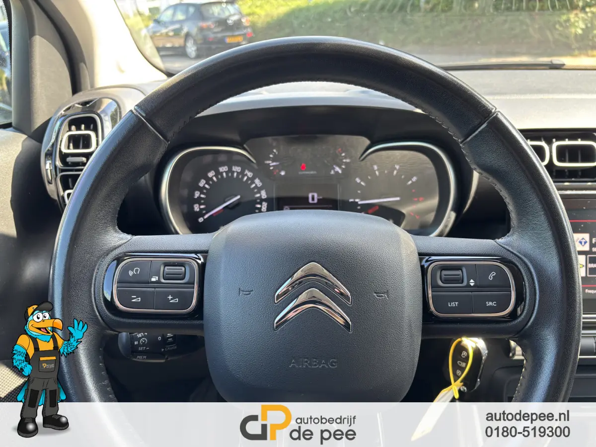 1.2 PureTech Feel GARANTIE/TREKHAAK/CRUISE/CLIMA/CARPLAY/PARKEERSENSOREN rijklaarprijs!
