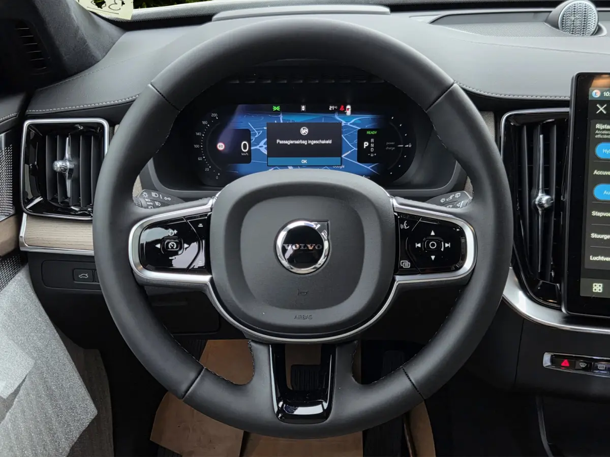 2.0 T8 Plug-in hybrid AWD Ultra Dark Exec. Ed. | Bowers&Wilkins | Luchtvering | Massage/ventilatie | 22" Velgen