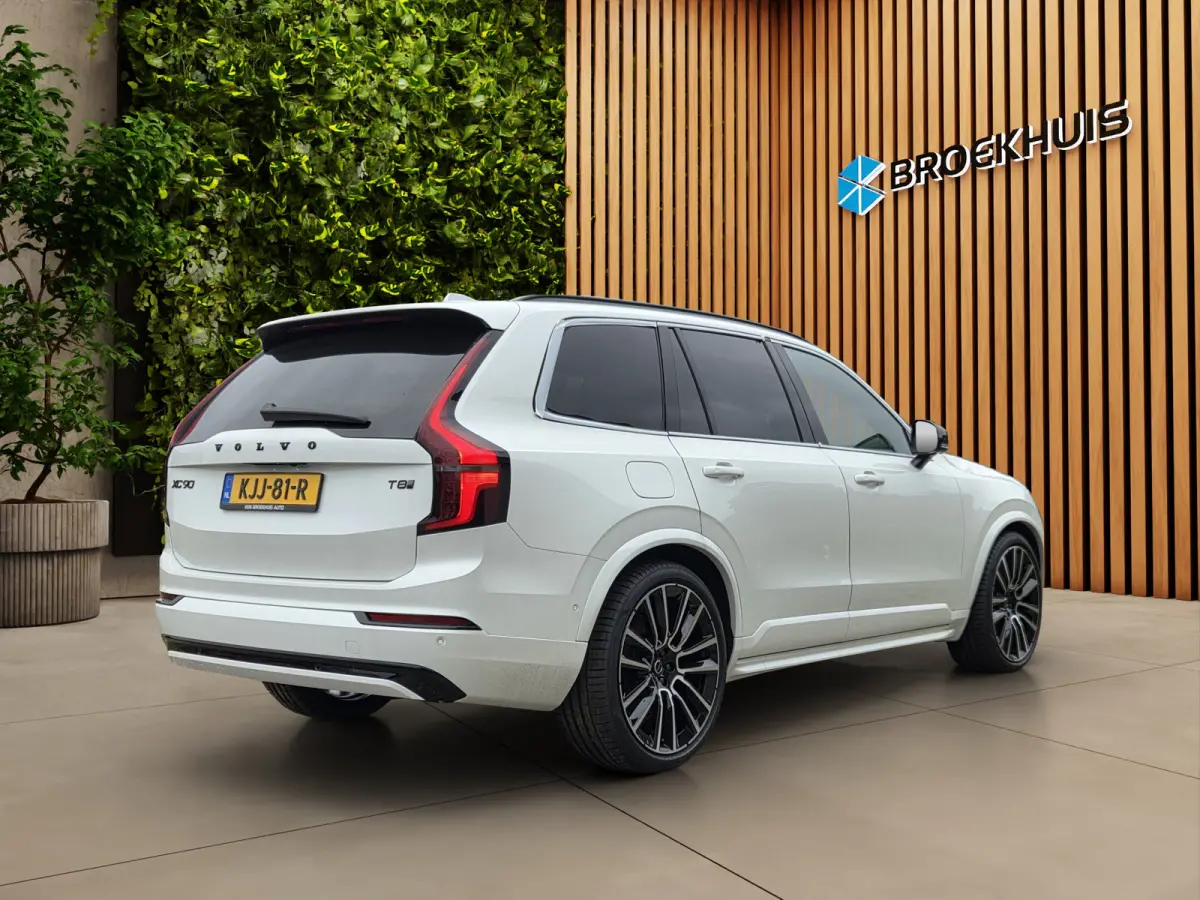 2.0 T8 Plug-in hybrid AWD Ultra Black Ed. Exec. | Bowers&Wilkins | Luchtvering | Massage/ventilatie | 22" Velgen