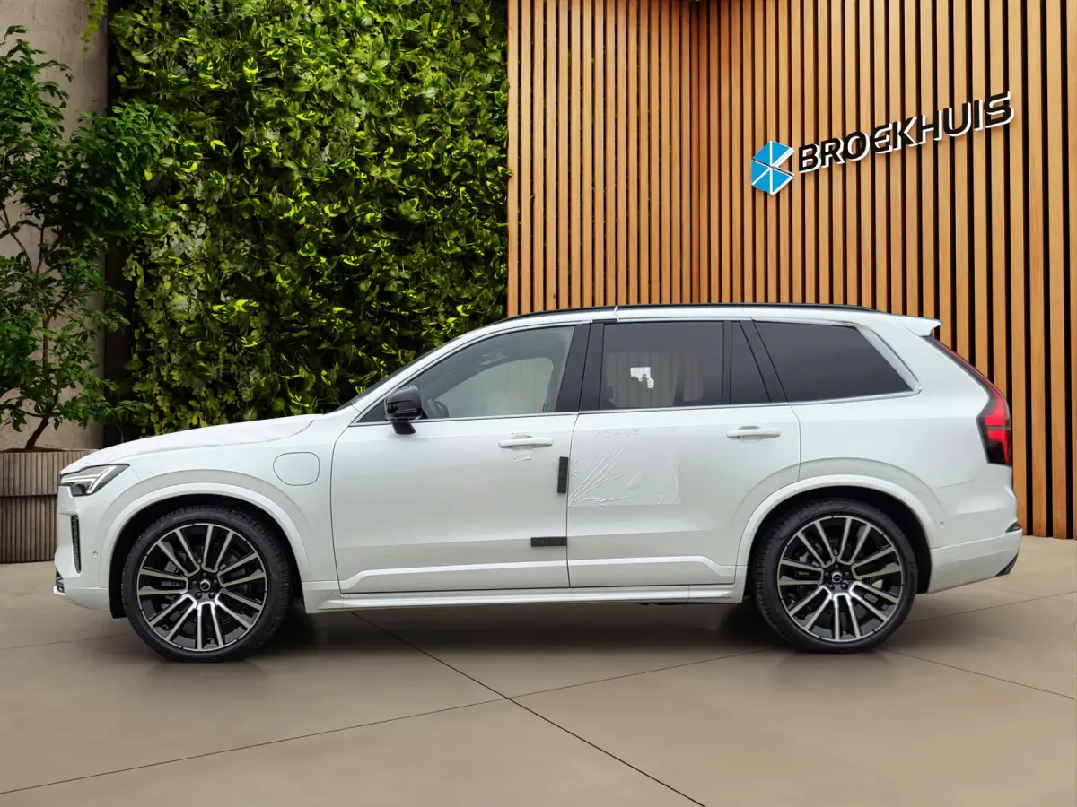 2.0 T8 Plug-in hybrid AWD Ultra Black Ed. Exec. | Bowers&Wilkins | Luchtvering | Massage/ventilatie | 22" Velgen