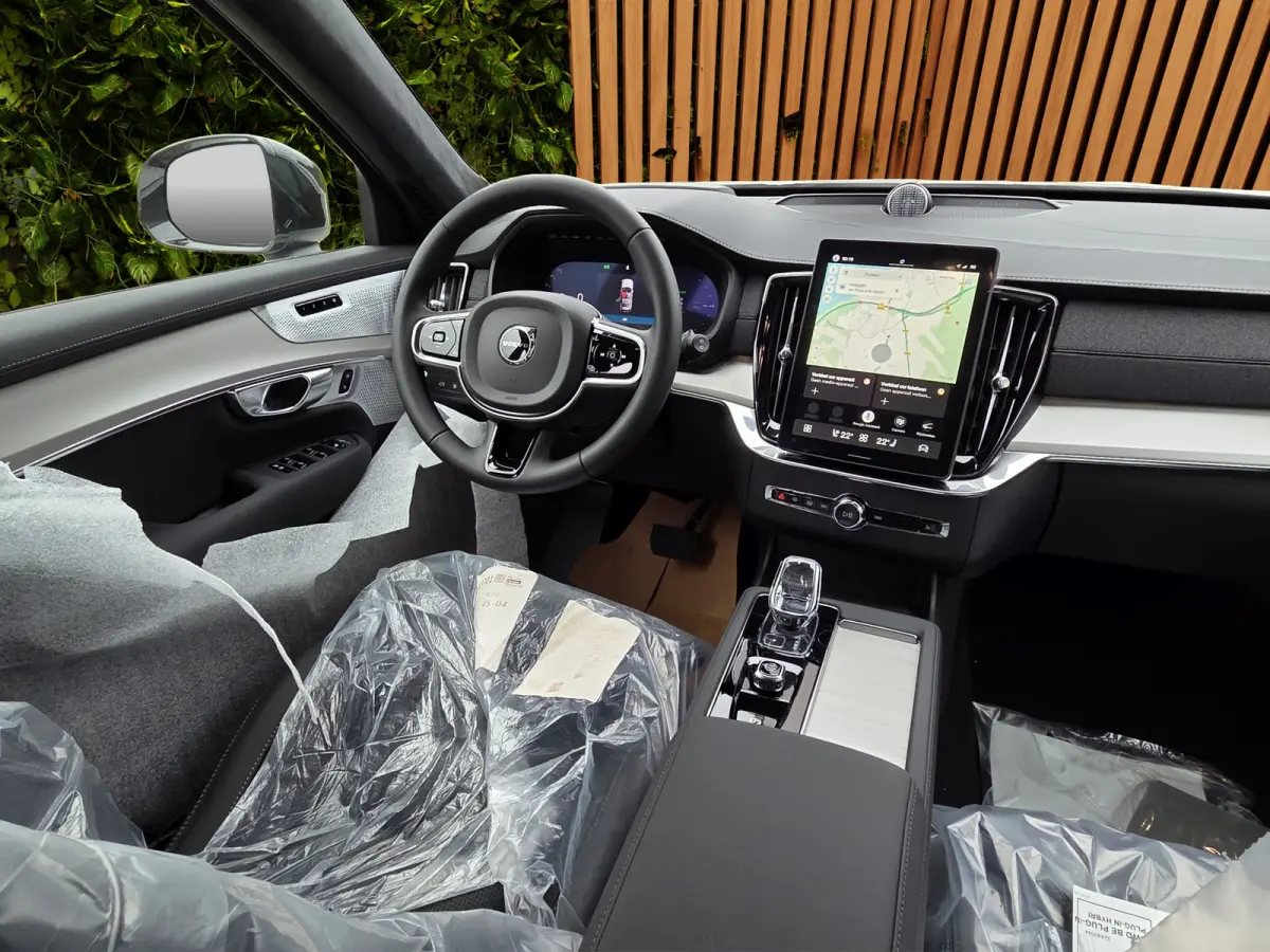2.0 T8 Plug-in hybrid AWD Ultra Black Ed. Exec. | Bowers&Wilkins | Luchtvering | Massage/ventilatie | 22" Velgen