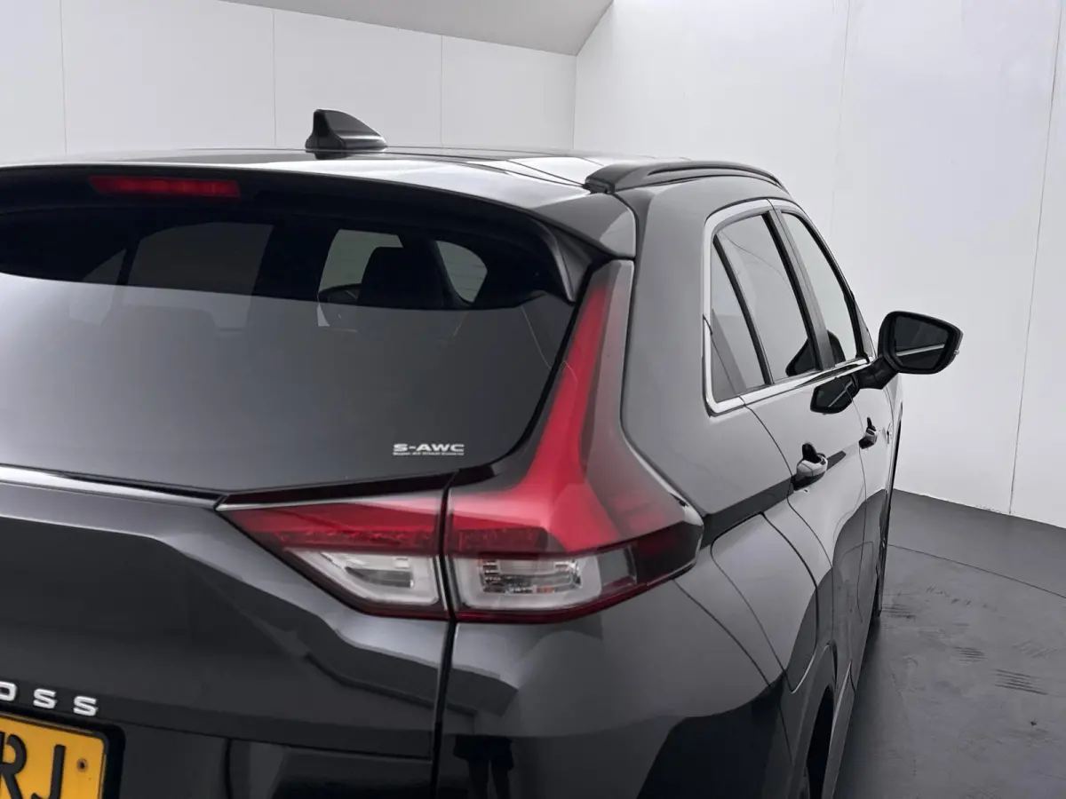 2.4 PHEV Instyle | Panoramadak | Adapt. Cruise |