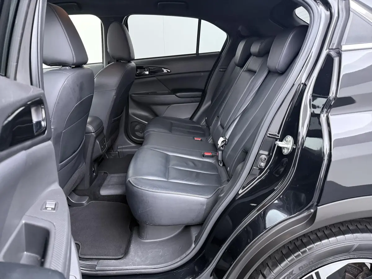 2.4 PHEV Instyle | Panoramadak | Adapt. Cruise |