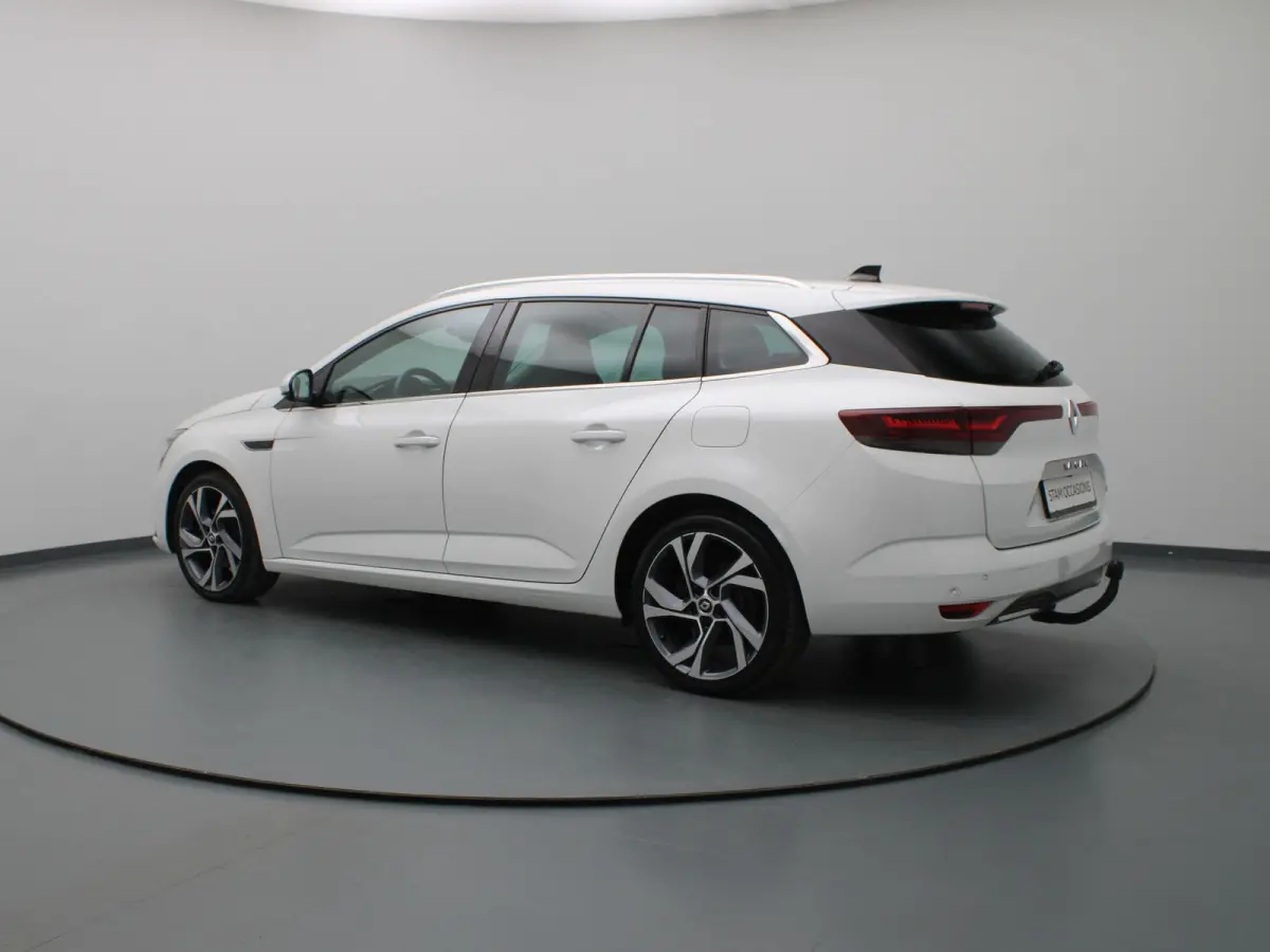 Estate 160pk Plug-In Hybrid R.S. Line Apple Carplay/Android Auto | Trekhaak afneembaar.