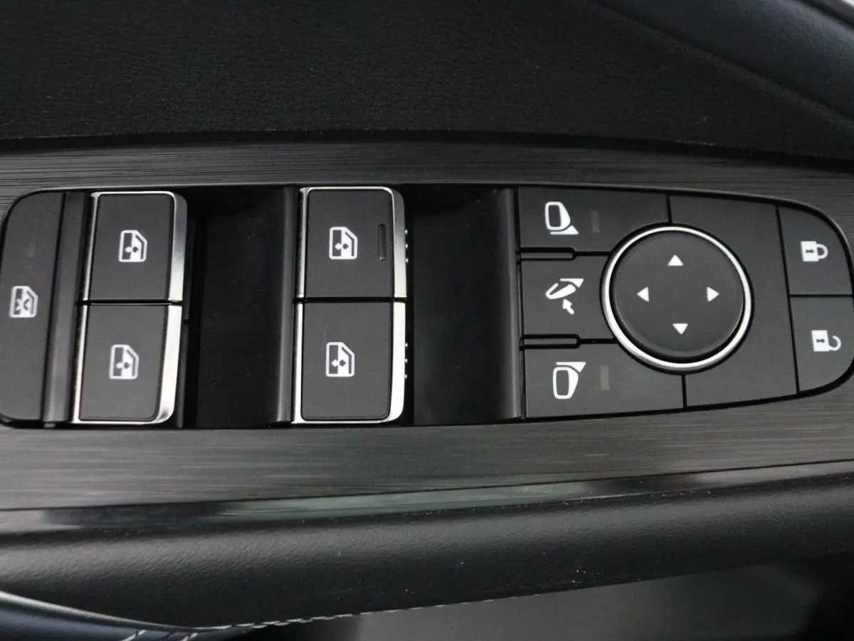 1.3 MHEV Xtronic Tekna Plus | Trekhaak | BOSE Audio | Lederen Bekl. | Panoramadak |