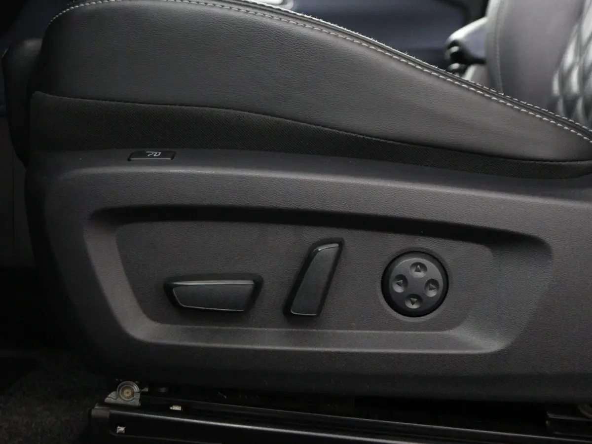 1.3 MHEV Xtronic Tekna Plus | Trekhaak | BOSE Audio | Lederen Bekl. | Panoramadak |