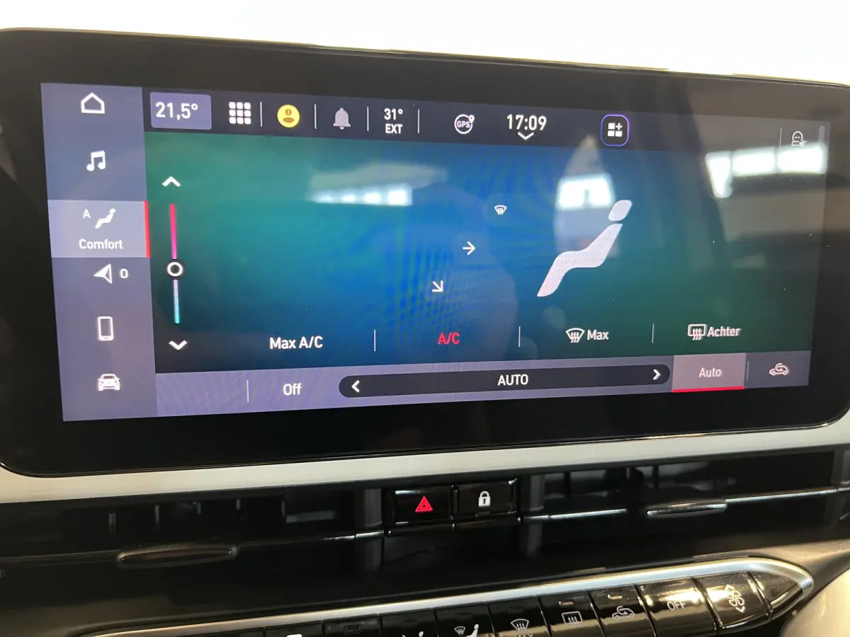 Icon 42 kWh | Navigatie/Android/Apple Carplay | LM Velgen 16" | Cruise Control | DAB | Cruise Control | Airco |