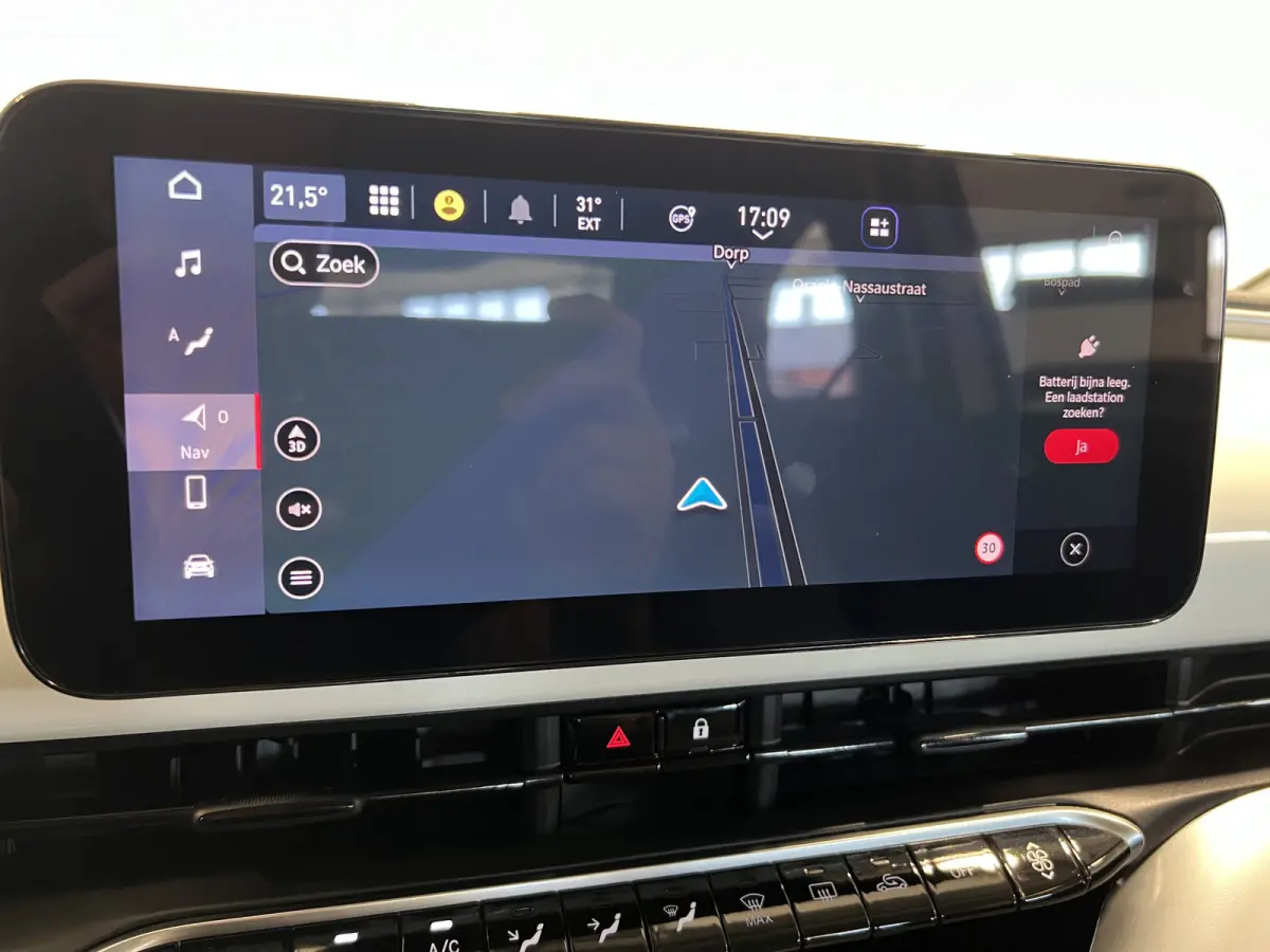 Icon 42 kWh | SoH 93.6% | Navigatie/Android/Apple Carplay | LM Velgen 16" | Cruise Control | DAB | Cruise Control | Airco |