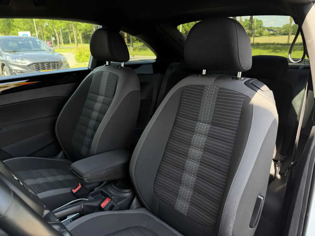 1.4 TSI Trend Automaat / Sportstoelen / Carplay / PDC v+a / Clima