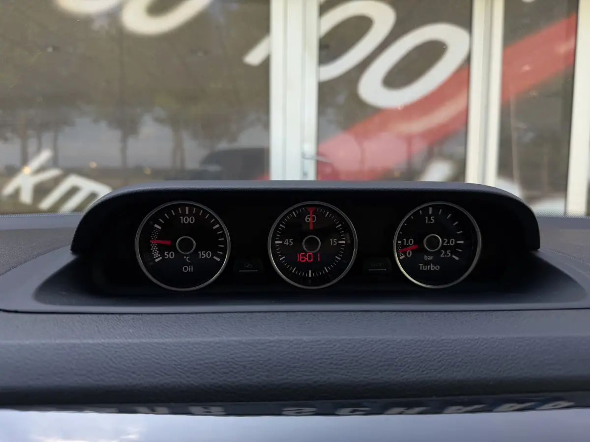 1.4 TSI Trend Automaat / Sportstoelen / Carplay / PDC v+a / Clima