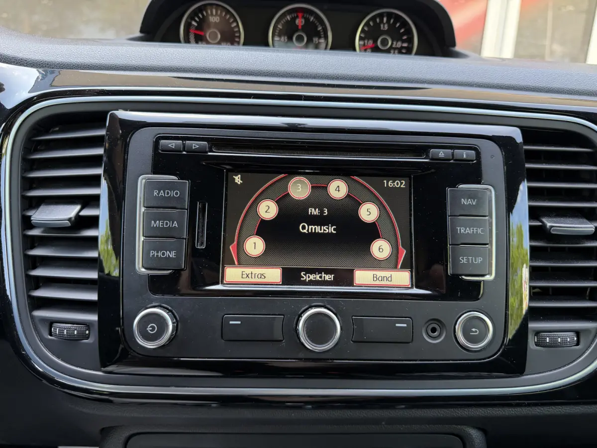 1.4 TSI Trend Automaat / Sportstoelen / Carplay / PDC v+a / Clima