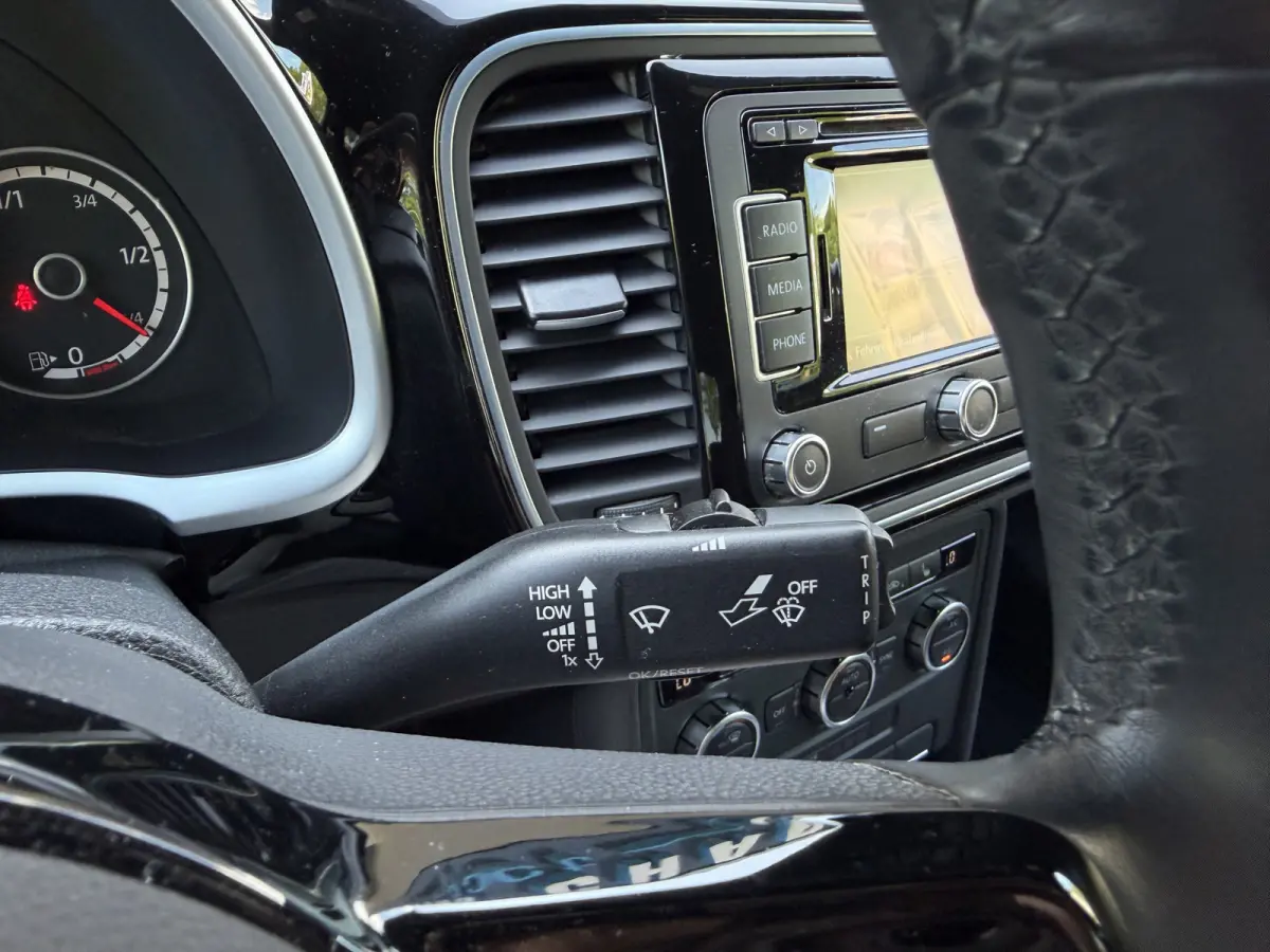 1.4 TSI Trend Automaat / Sportstoelen / Carplay / PDC v+a / Clima