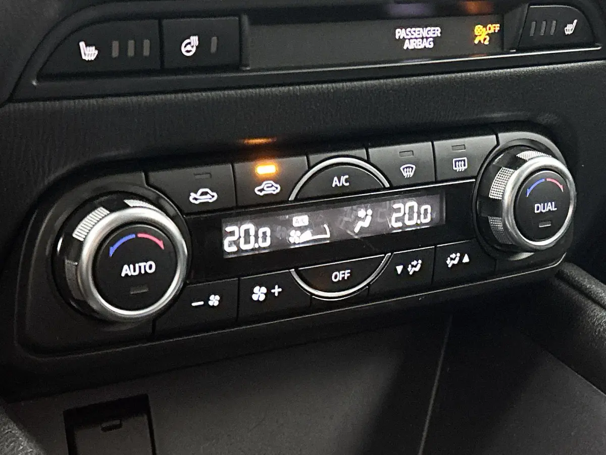 2.0 SkyActiv-G 165 Skylease | TREKHAAK | CAMERA | NAVIGATIE | STOEL-STUURWIELVERWARMING | KLIMAATREGELING